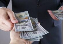 Nuevo salario básico para 2026 en Ecuador, 482 dólares