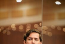 Esteban Torres Cobo asume jefatura de la bancada de ADN