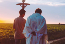 Vocación como servidores de Cristo, Misa Dominical